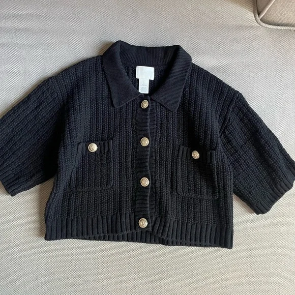 H&M Short Sleeve Crop Sweater - Picture 1 of 3
